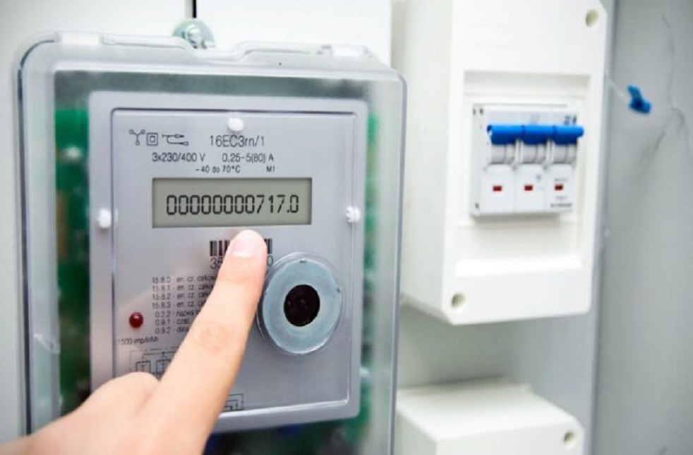 unraveling-the-potential-of-advanced-metering-infrastructure-and-its-diverse-applications